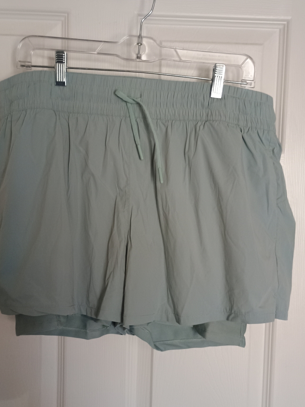 EUC Spyder Active Light Sage Double-Layer Athletic Shorts w/Drawstring Size XL